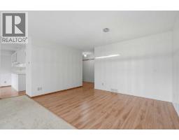 30 Sandarac Circle Nw, Calgary, AB T3K3G7 Photo 17
