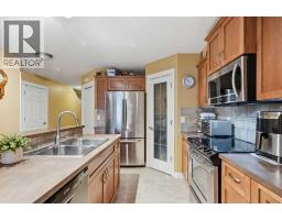 121, 308 11 Avenue NW - photo 9