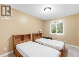 121, 308 11 Avenue NW - photo 14