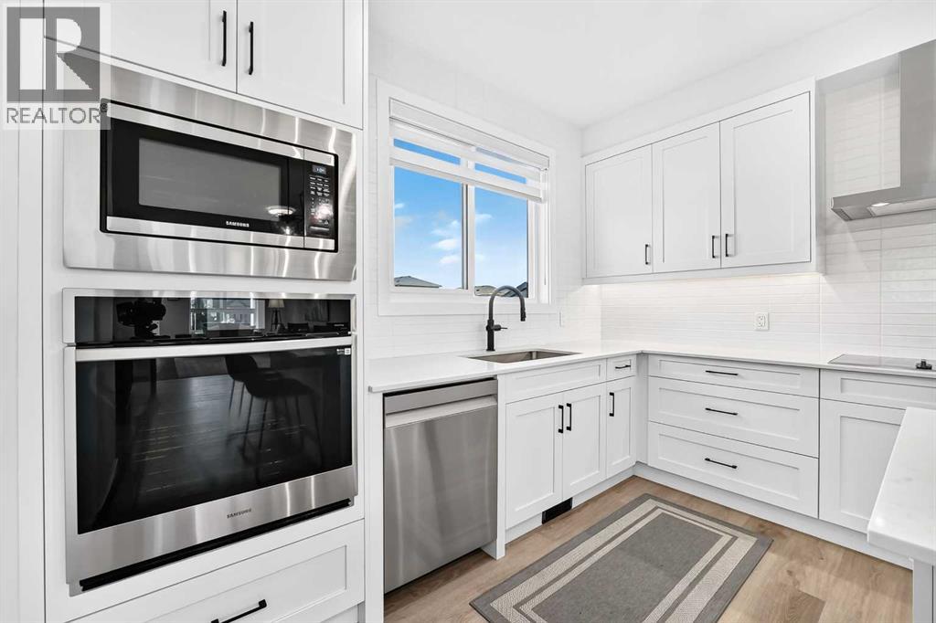 Built-in wall oven and microwave