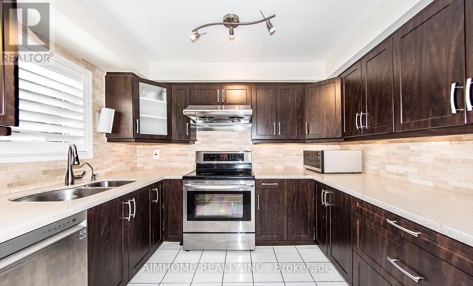 1122 GLEN VALLEY ROAD - 9
