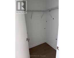 2715 - 4010 Eglinton Avenue W, Toronto, ON M9A0G5 Photo 11