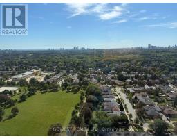 2715 - 4010 Eglinton Avenue W, Toronto, ON M9A0G5 Photo 15