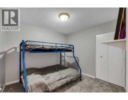 12 Oakvale Place Sw, Calgary, AB T2V1H4 Photo 28