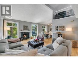 12 Oakvale Place SW - photo 2