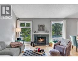 12 Oakvale Place SW - photo 4