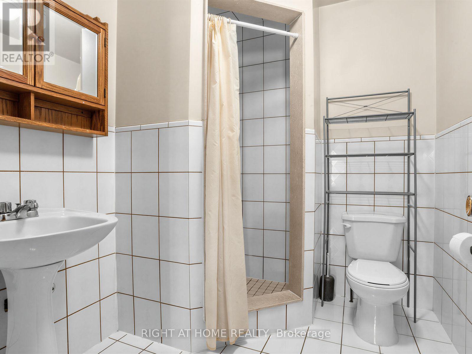 102 JUDSON STREET - 19