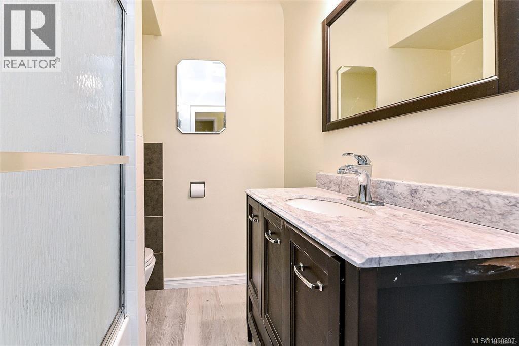 4589 Scarborough Rd - Image 16
