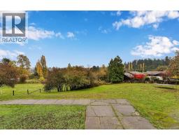 4589 Scarborough Rd, Saanich, BC V8Z5N6 Photo 27