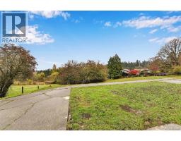 4589 Scarborough Rd, Saanich, BC V8Z5N6 Photo 33