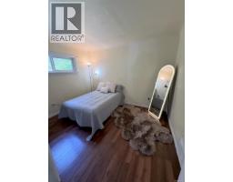 Primary Bedroom - 4589 Scarborough Rd, Saanich, BC V8Z5N6 Photo 15