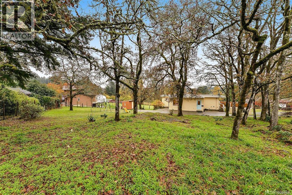 4589 Scarborough Rd - 28