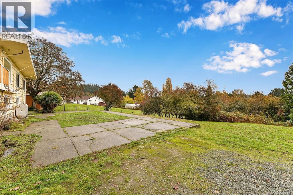 4589 Scarborough Rd - 34