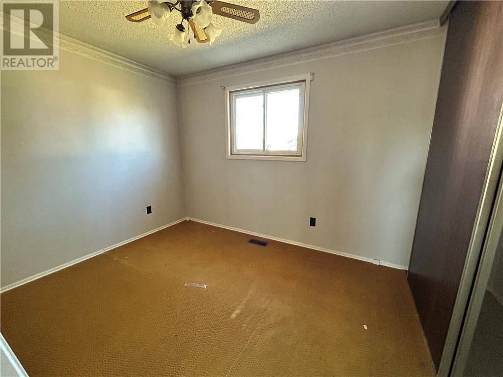 140 IMPERIAL Drive, Garon — photo 7