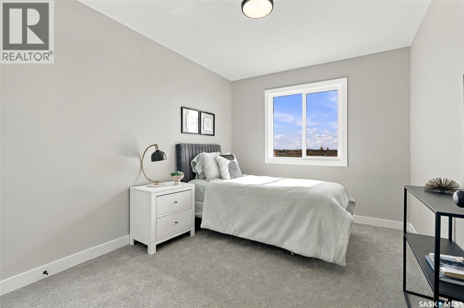 266 Kostiuk CRESCENT - Image 24