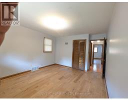 Main Floor - 716 Tulip Court, Oshawa, ON L1G3C6 Photo 29