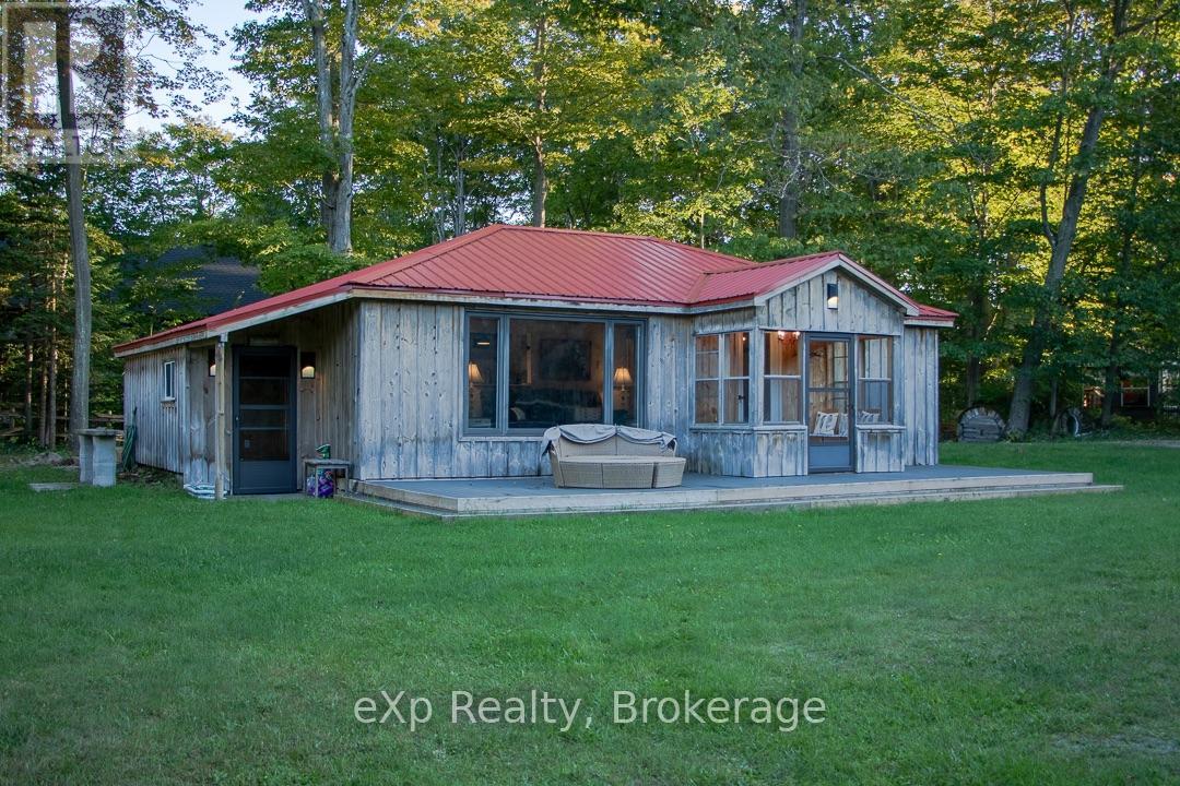 426 HURON ROAD, South Bruce Peninsula — photo 2