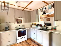 426 Huron Road, South Bruce Peninsula, ON N0H2T0 Photo 8