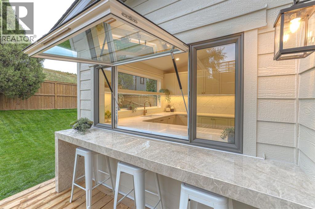 1040 Edgemont Road NW, Calgary, Alberta, T3A2J3 — thumbnail 8