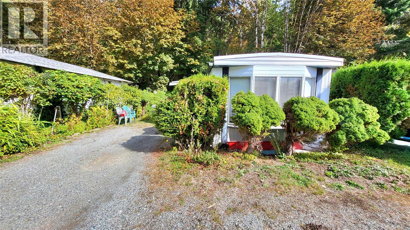 #12 1655 Alberni Hwy - 2