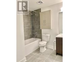 1105 - 180 Fairview Mall Drive, Toronto, ON M2J5A7 Photo 8