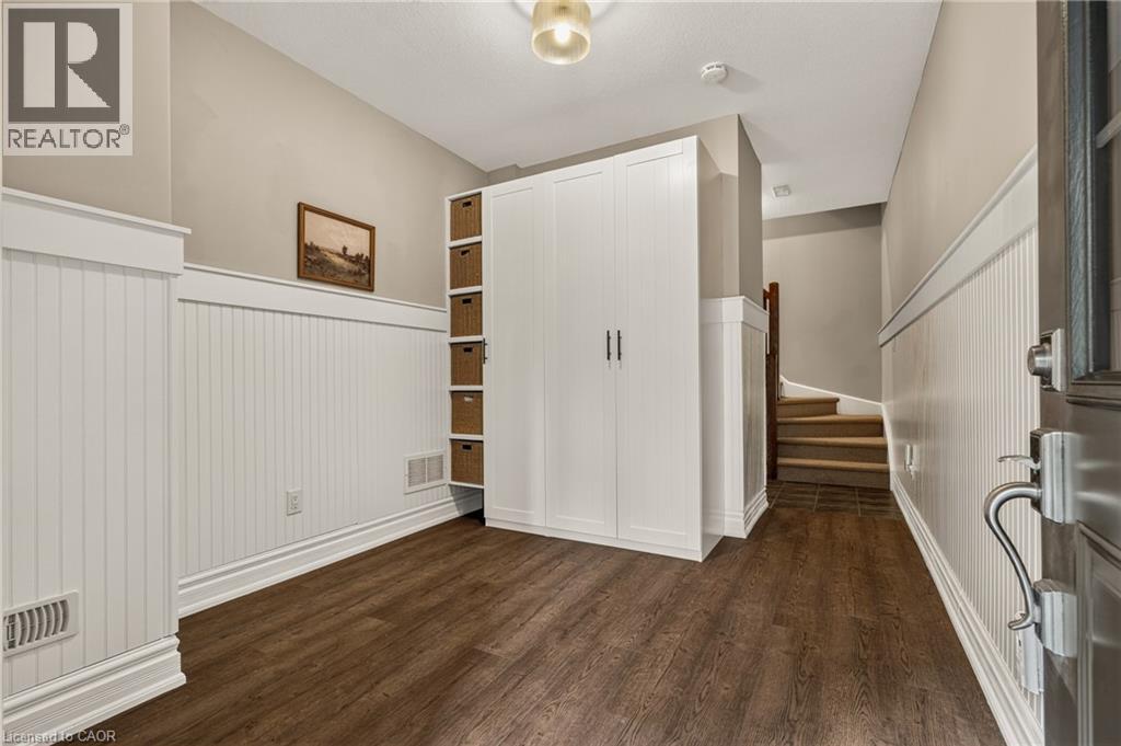 257 PARKSIDE Drive Unit# 35, Waterdown — photo 3
