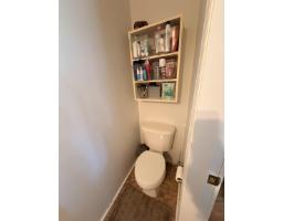 13063 103a Avenue, Surrey, BC V3T1S4 Photo 11