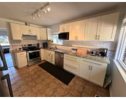 13063 103a Avenue, Surrey, BC V3T1S4 Photo 10