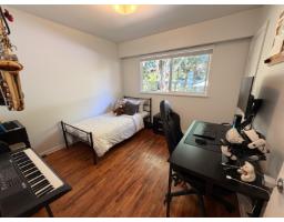 13063 103a Avenue, Surrey, BC V3T1S4 Photo 7