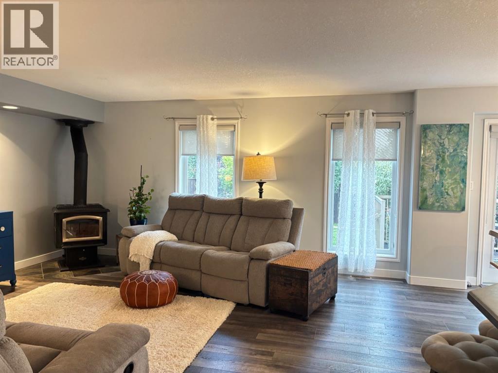 Listing photo – 3407 50B Street Close, Camrose