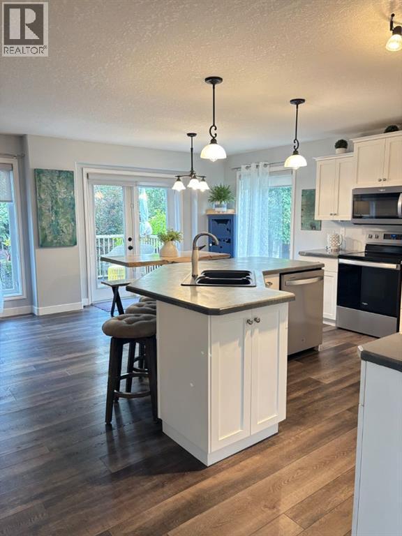 Listing photo – 3407 50B Street Close, Camrose
