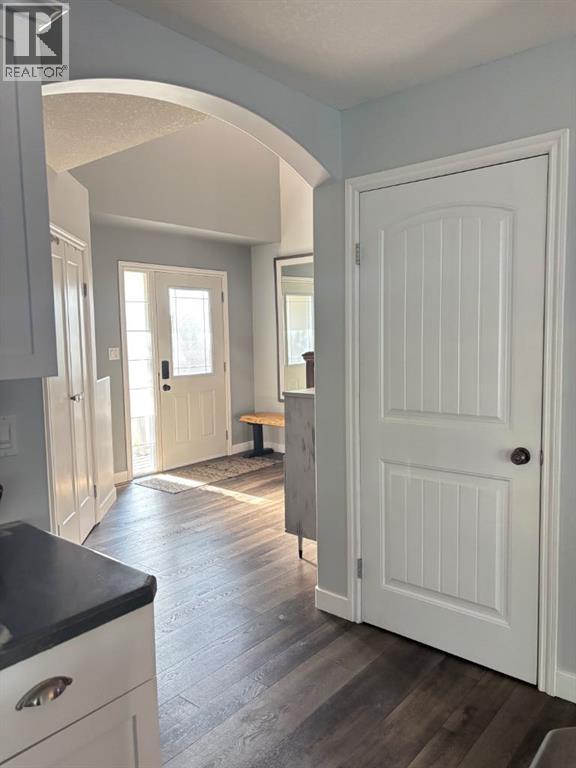 Listing photo – 3407 50B Street Close, Camrose