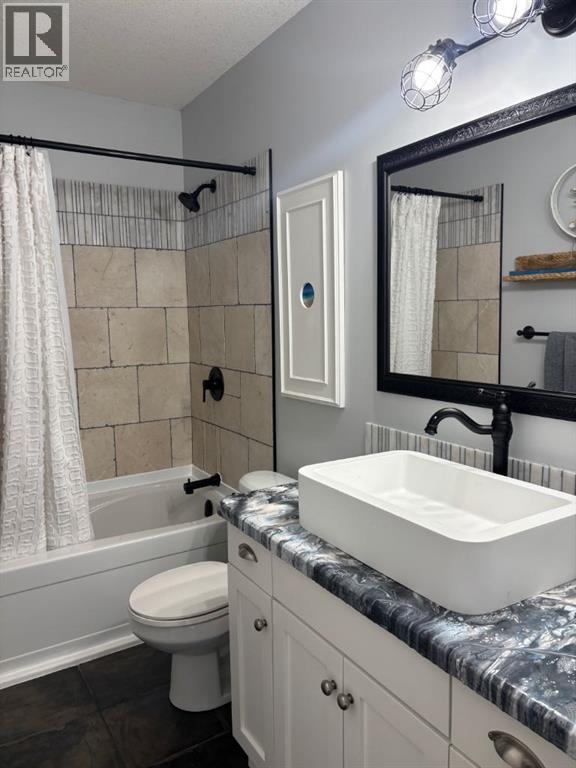 Listing photo – 3407 50B Street Close, Camrose