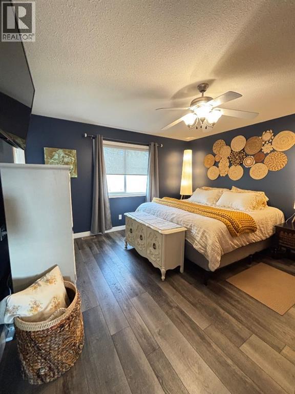 Listing photo – 3407 50B Street Close, Camrose
