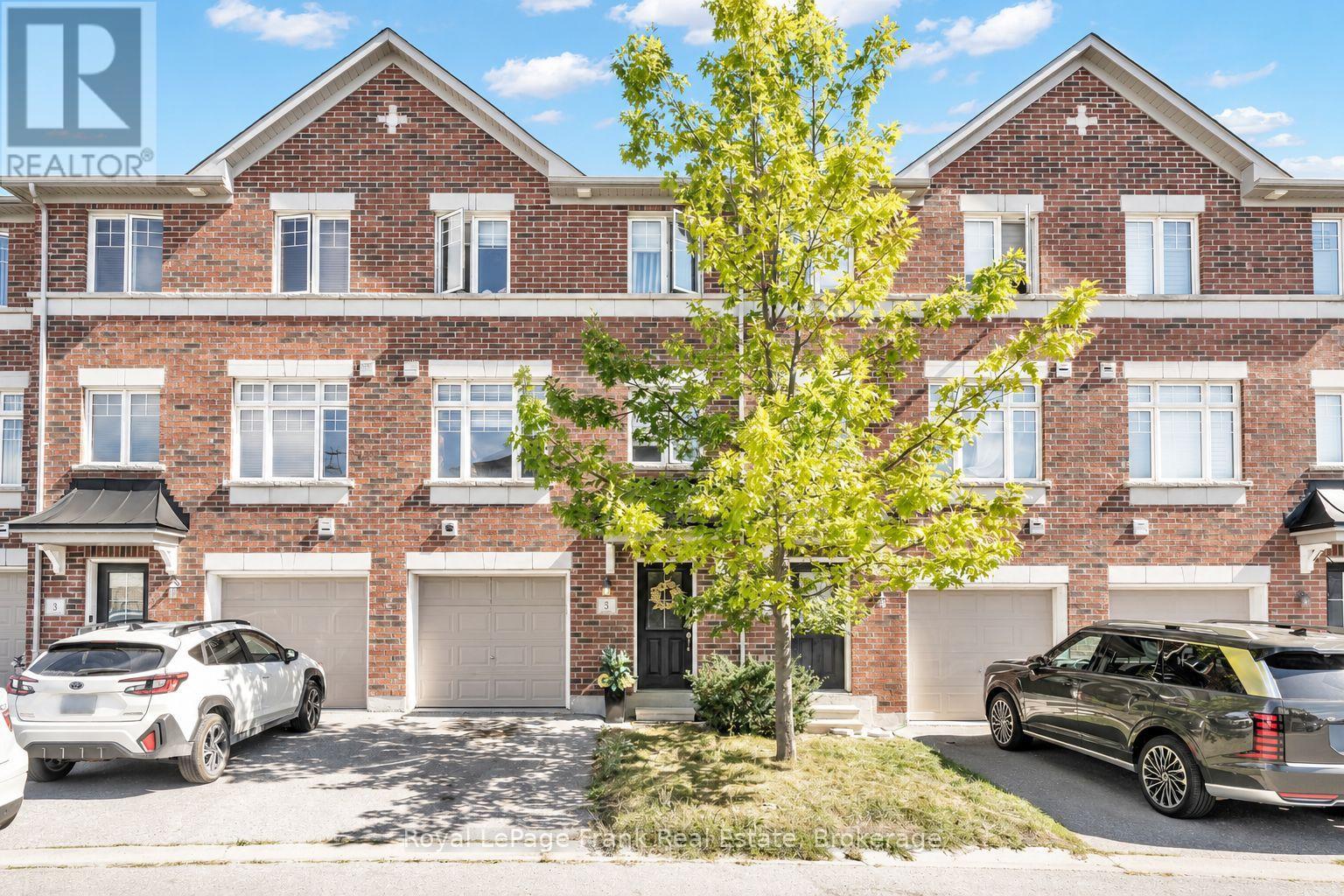 5 MARKHAM TRAIL, Clarington (Bowmanville)