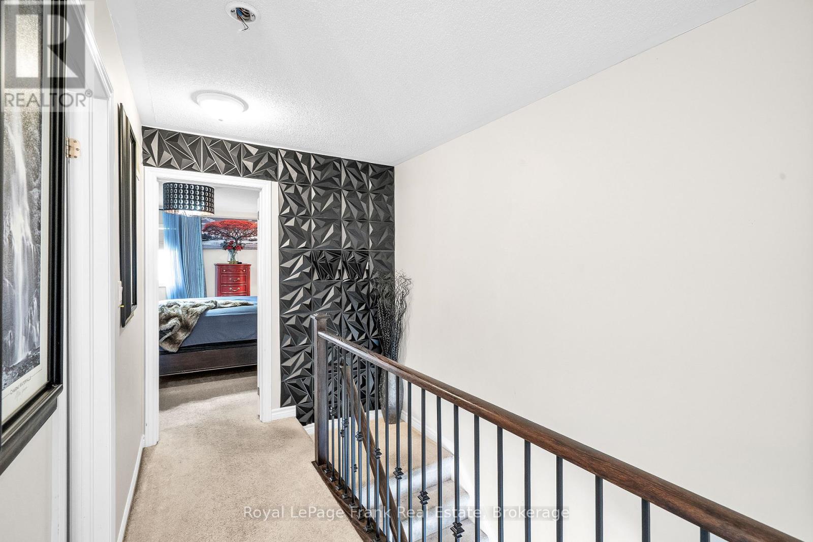 5 MARKHAM TRAIL - Image 20