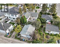 8344 47 Avenue NW - photo 6