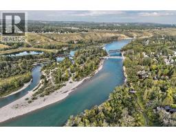 8344 47 Avenue NW - photo 4