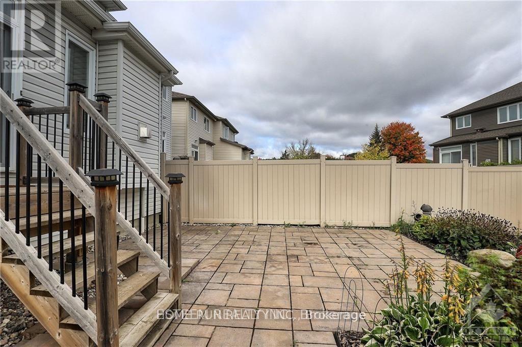 206 BROXBURN CRESCENT, Ottawa — photo 3