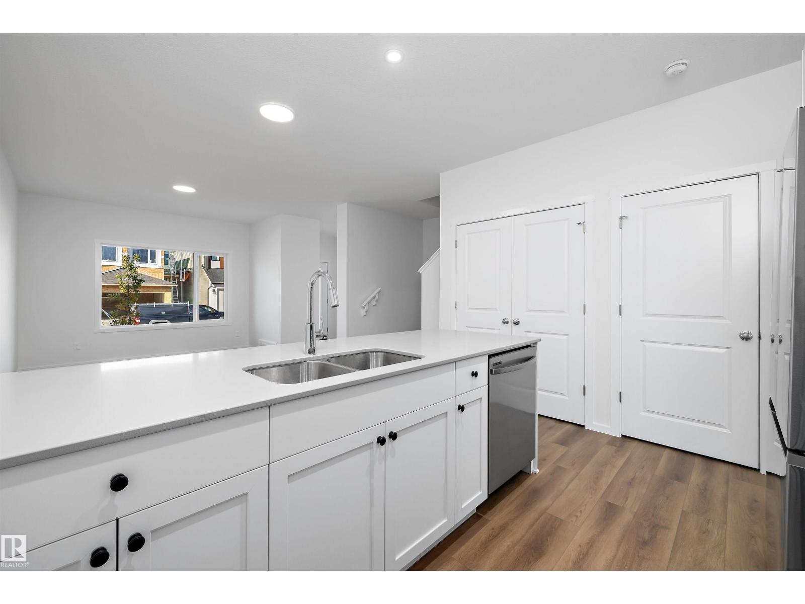 9103 Elves LO NW - 14