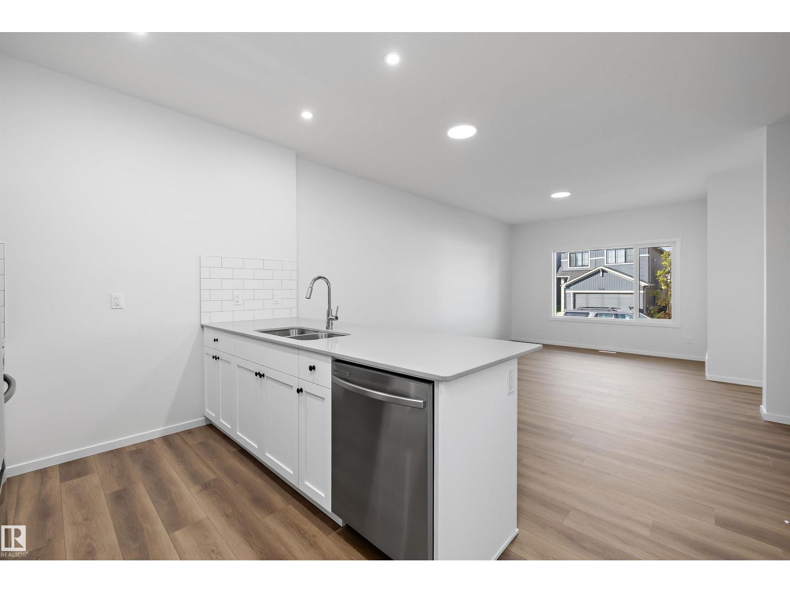 9103 Elves LO NW - 13