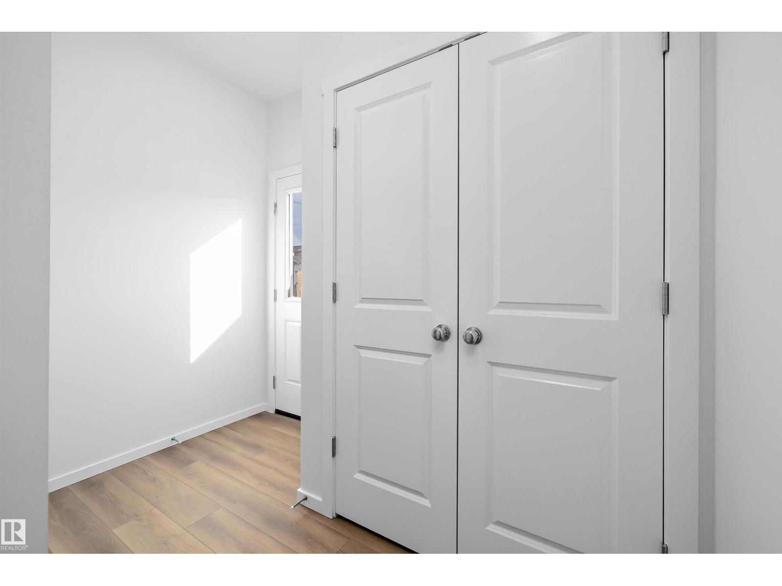 9103 Elves LO NW - 18