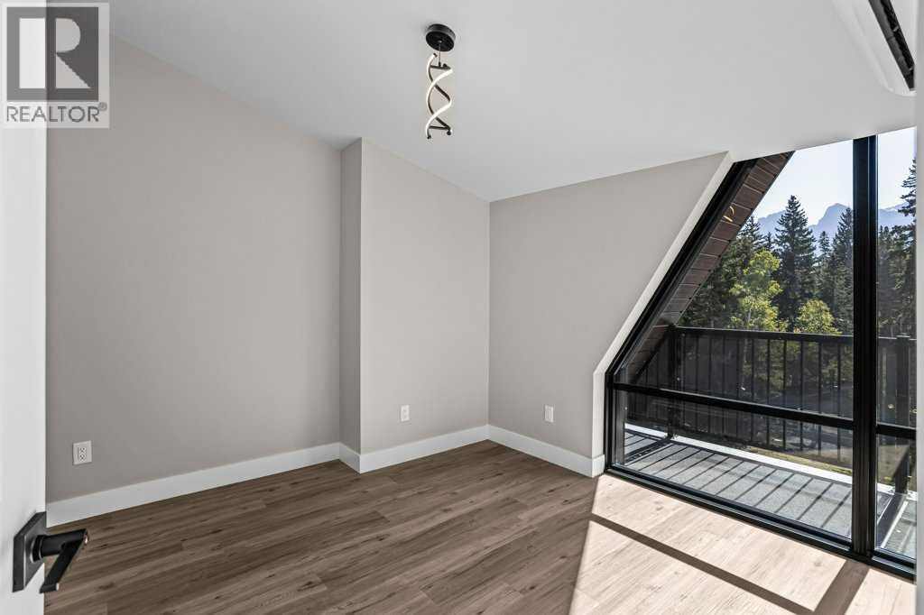 1 Industrial Place, Canmore, Alberta, T1W1Y1, Canmore, Alberta — photo 4 of 5