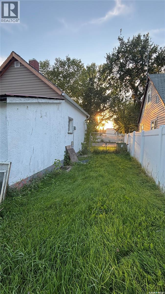 153 Myrtle AVENUE, Yorkton — photo 3