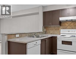 4pc Bathroom - 9216, 70 Panamount Drive Nw, Calgary, AB T3K6K6 Photo 7
