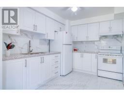 Bathroom - 18 - 29 Fundy Bay Boulevard, Toronto, ON M1W3A2 Photo 8
