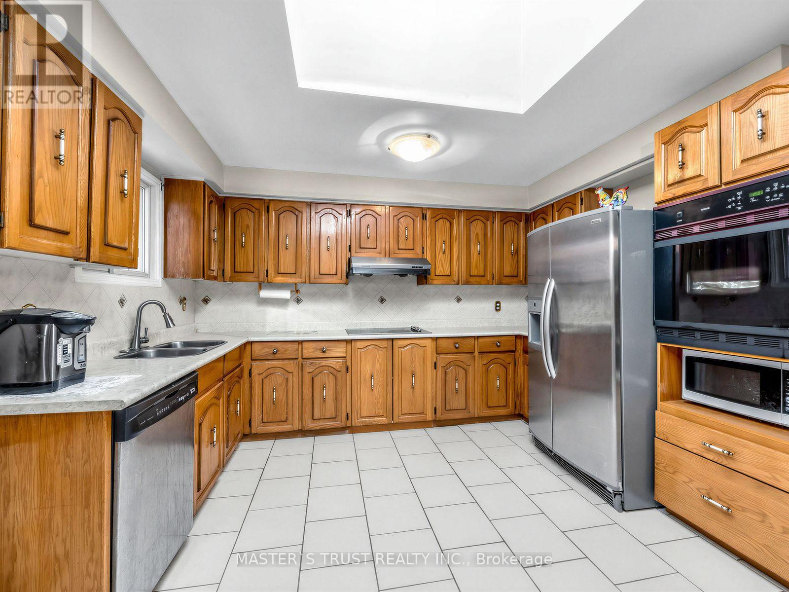 858 WETHERBY LANE, Mississauga (Rathwood) — photo 11