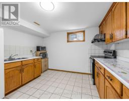 858 Wetherby Lane, Mississauga, ON L4W4S9 Photo 27
