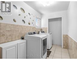 858 Wetherby Lane, Mississauga, ON L4W4S9 Photo 28