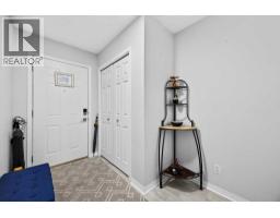 Primary Bedroom - 121 Everhollow Heights Sw, Calgary, AB T2Y5B3 Photo 6